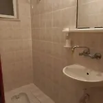 Adventurous Local Hostel *