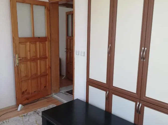 Hostel Adventurous Local Φετιγιέ