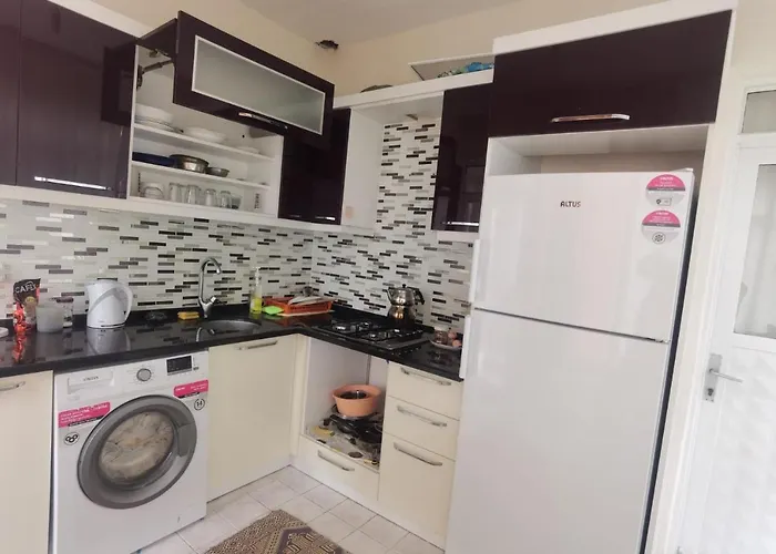 Adventurous Local Hostel *