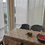 Adventurous Local 호스텔