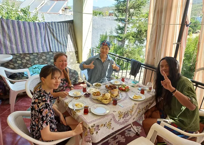 Adventurous Local Hostel Fethiye